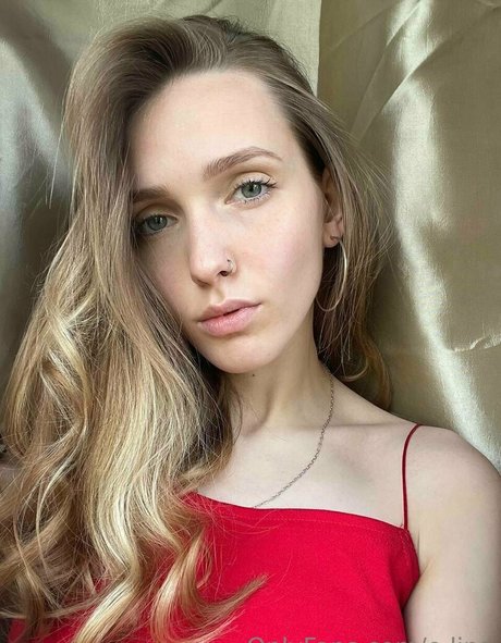 e lina 可愛い女優 画像