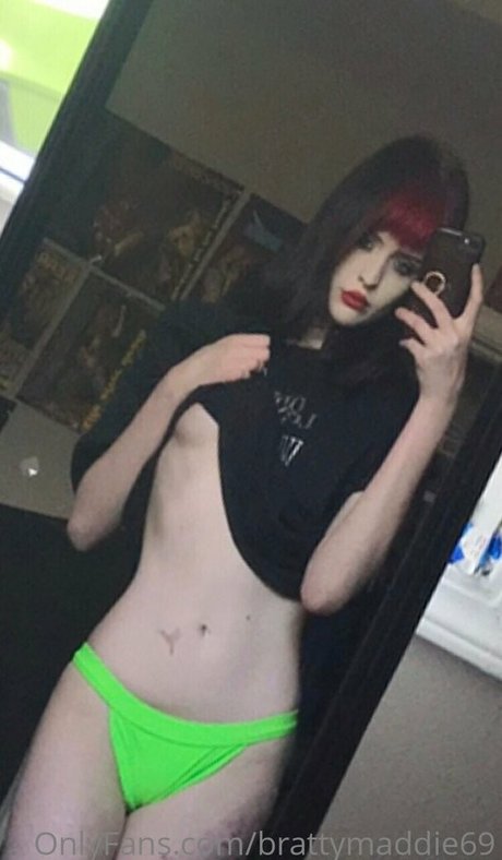brattymaddie69 高品質モデル ギャラリー