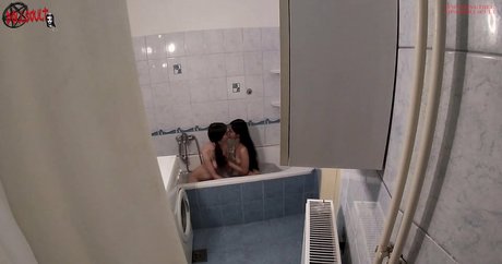 コスプレ フェムボーイ オンリーファンズ ホットヌード 画像