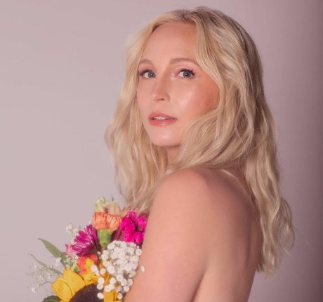 Candice King ポルノスター 高品質 ギャラリー