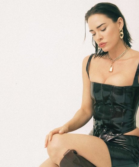 Christa Brittany Allen ポルノスター 素敵 写真