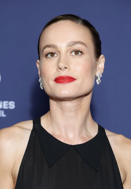 Brie Larson ポルノスター 写真