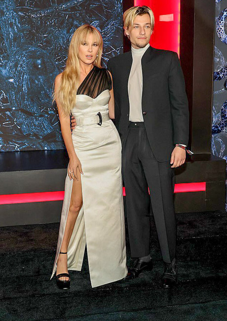 Millie Bobby Brown 素敵なスター 画像