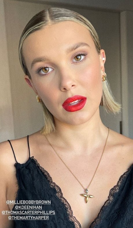 Millie Bobby Brown 完璧なスター 写真