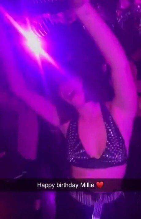 Millie Bobby Brown ポルノスター 画像