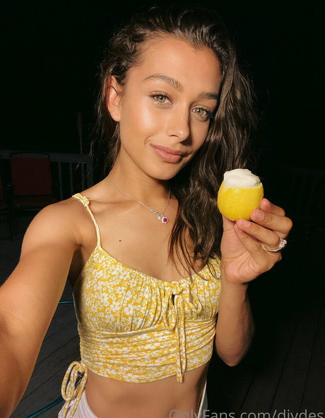 diydes 美しいモデル 画像