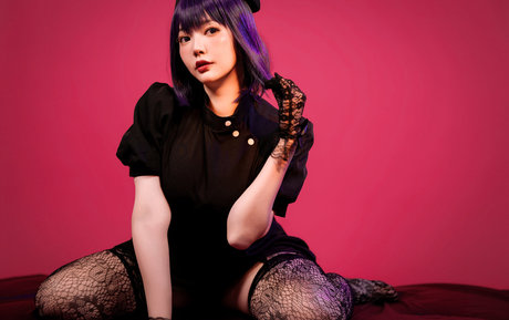 Ying Tze ヌードスター ギャラリー