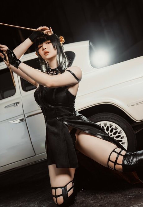 Ying Tze アートスター ギャラリー