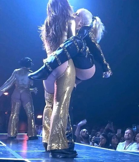 熟女オナニーオンリーファンズ ホットセクシー ギャラリー