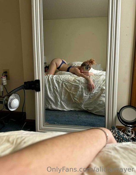 aliciamayer かわいいスター ギャラリー