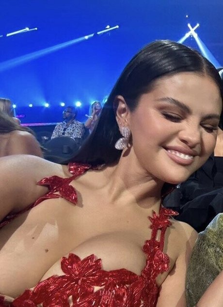 大きなお尻の黒人オンリーファンズ 裸 写真