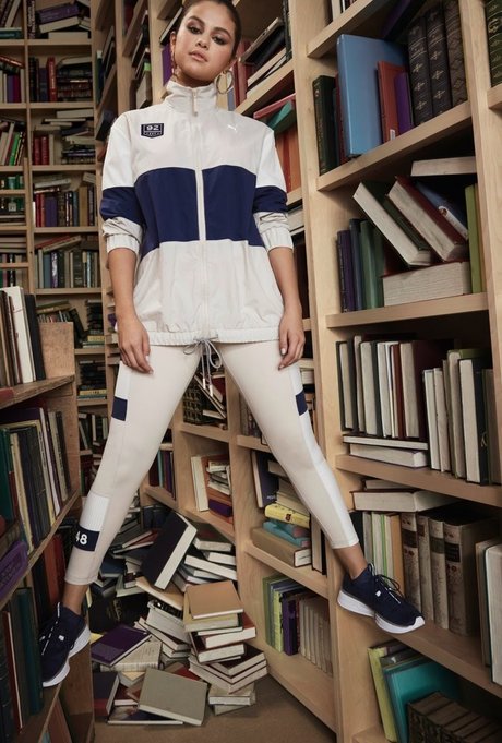 巨尻熟女オンリーファンズ トップ 画像