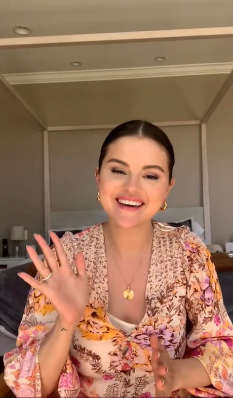 アジアの無料オンリーファンズ アート裸 写真