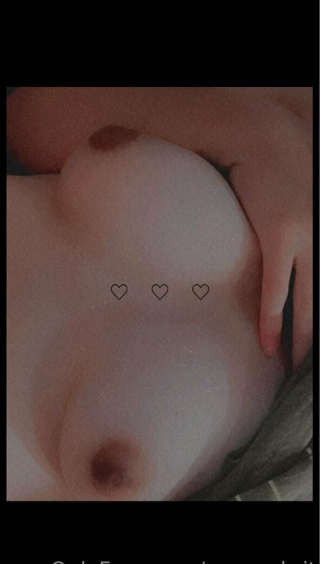 カーリーエボニーオンリーファンズ パーフェクト 画像