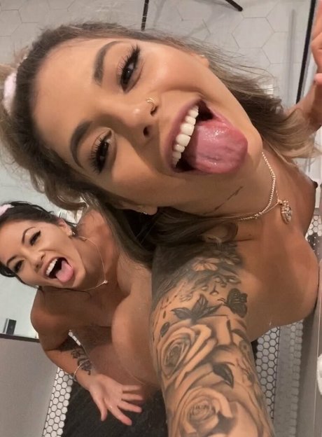 gvalentinaxxx 最高のポルノスター 写真