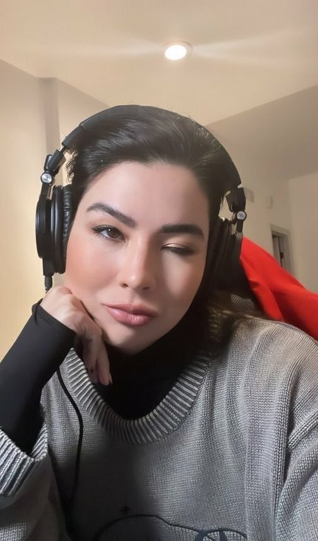 CarolineKwan ポルノスター 画像