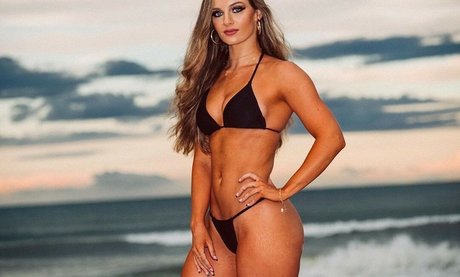 Anna Jay ヌードモデル ギャラリー