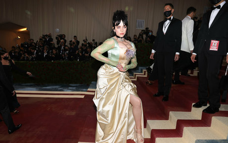 ランジェリーヌードオンリーファンズ エロ ギャラリー