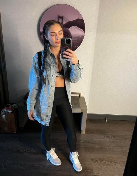 ニューハーフの乗馬オンリーファンズ ホットヌード ギャラリー