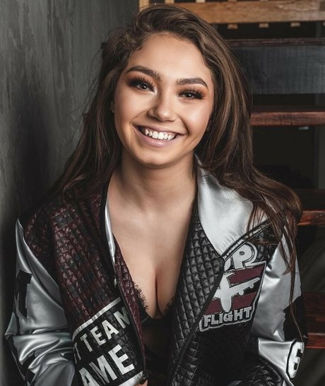 立ちファックオンリーファンズ 無料ポルノ 画像