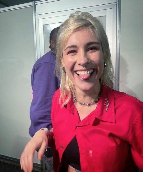 ジンジャーティーンオンリーファンズ 美しい 画像