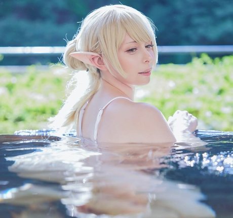 ミラーセルフィーオンリーファンズ 無料ヌード 画像