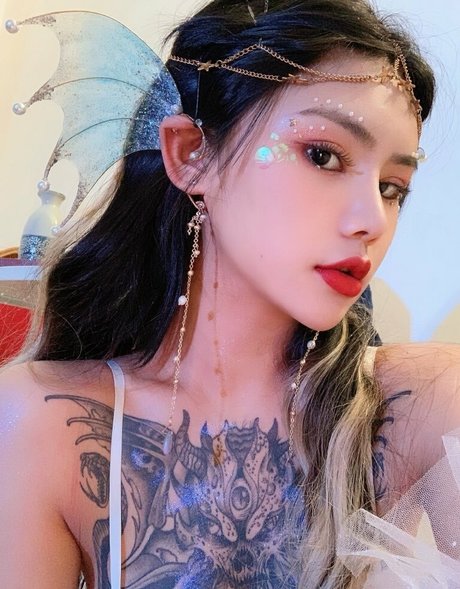 指マン 潮吹き オンリーファンズ 美しいxxx ギャラリー