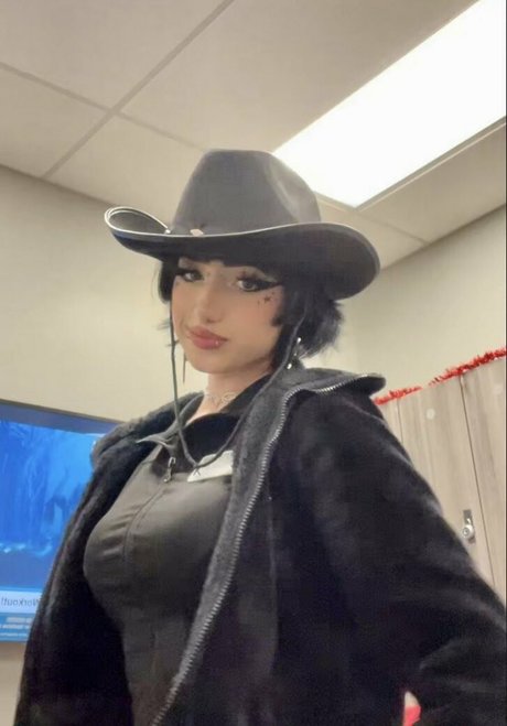 Redroomromance アダルト女優 画像