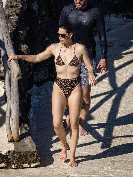 Jessica Biel 限定モデル ギャラリー