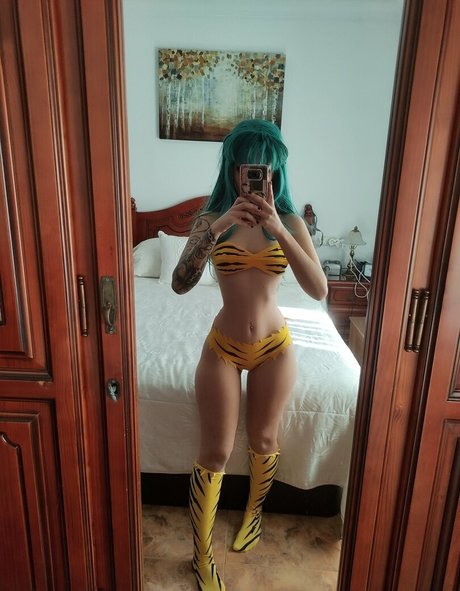 超デブおばあちゃんオンリーファンズ ヌード 画像