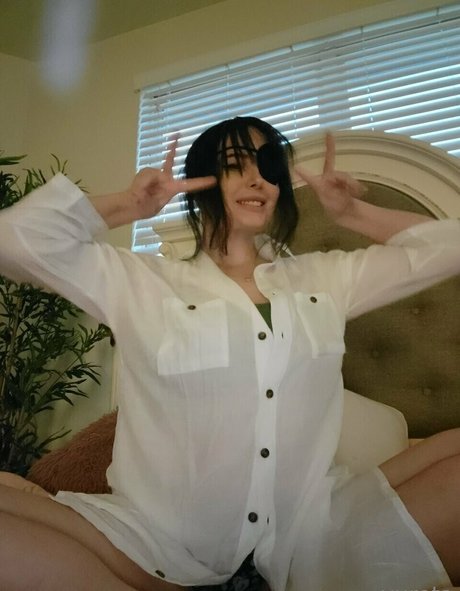 オイルを塗った巨乳オンリーファンズ 可愛い 写真