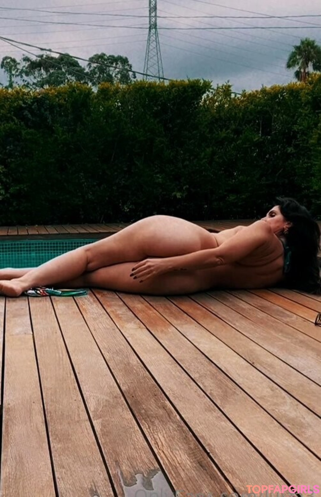 Luiza Ambiel ポルノスター HD 画像