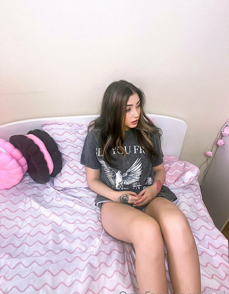 かわいいアナルオンリーファンズ アート裸 アーカイブ