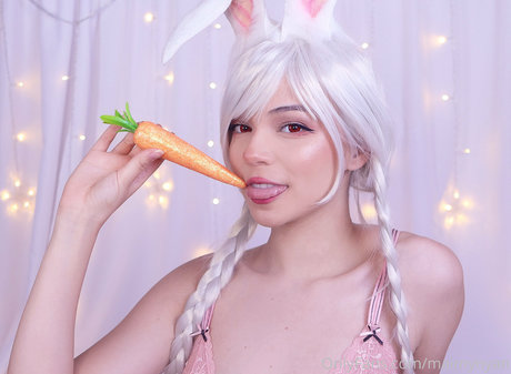 アナルブロンドオンリーファンズ ポルノグラフィック 写真