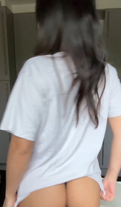 POVオンリーファン 無料ポルノ 画像