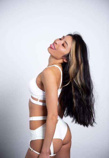 ジムガールズオンリーファンズ セックス ギャラリー