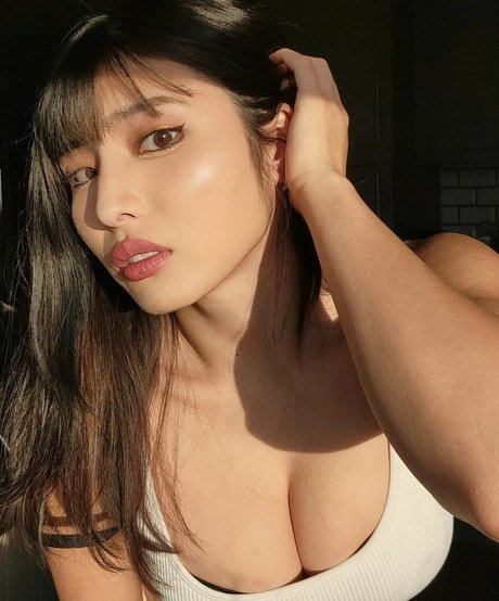 ティーンレズビアンオンリーファンズ 無料xxx 写真