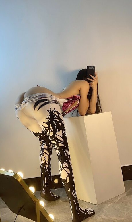 痴女妻オンリーファンズ 無料アダルト 写真