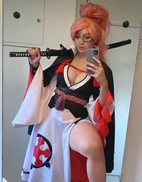 Caytie Cosplay エロティックモデル 画像