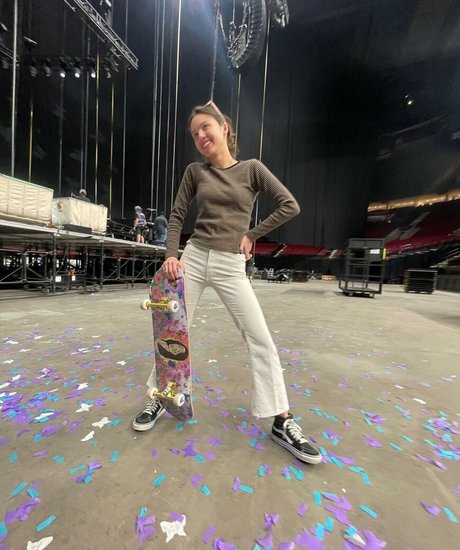 Olivia Rodrigo ポルノスター ホット ギャラリー