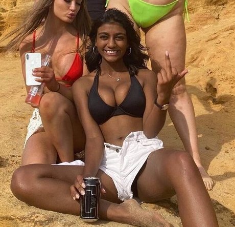 毛深いアジア人オンリーファンズ トップ ギャラリー