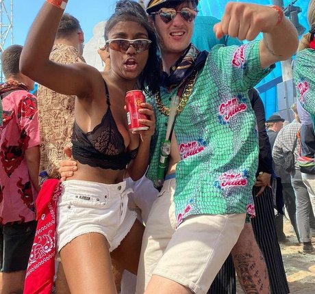 アジアン潮吹き オンリーファンズ 無料xxx 写真