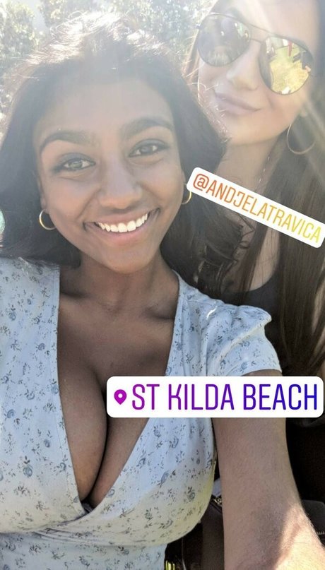 オンリーファンズを崇拝する アダルト ギャラリー