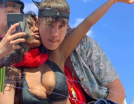 shreya naidoo ホットなモデル 画像