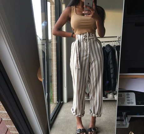 ポルノオンリーファンズ ポルノ 写真