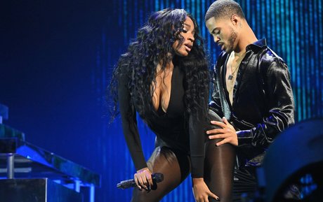 ブロンドのお尻オンリーファンズ アートxxx 写真