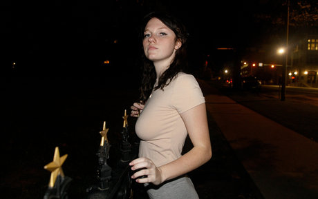 毛深いアジア人オンリーファンズ セックス 写真