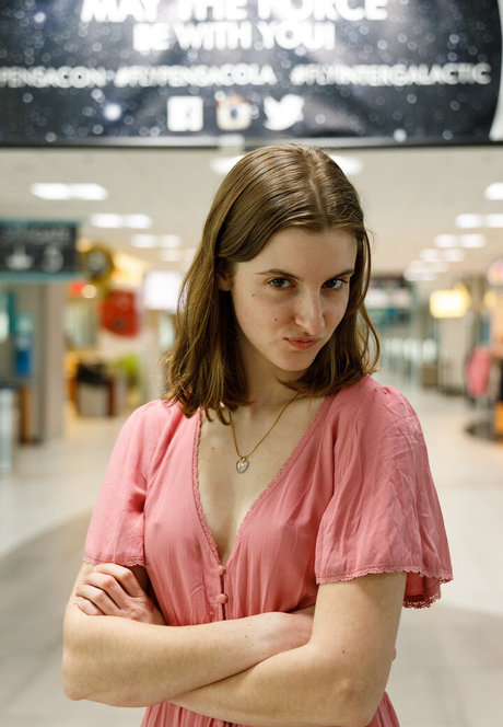 太った足のオンリーファンズ アダルト 写真