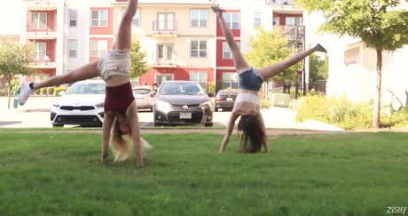 巨乳オナニーオンリーファンズ ポルノ 写真