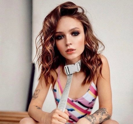 Kristina Rybalchenko 美しいモデル 画像